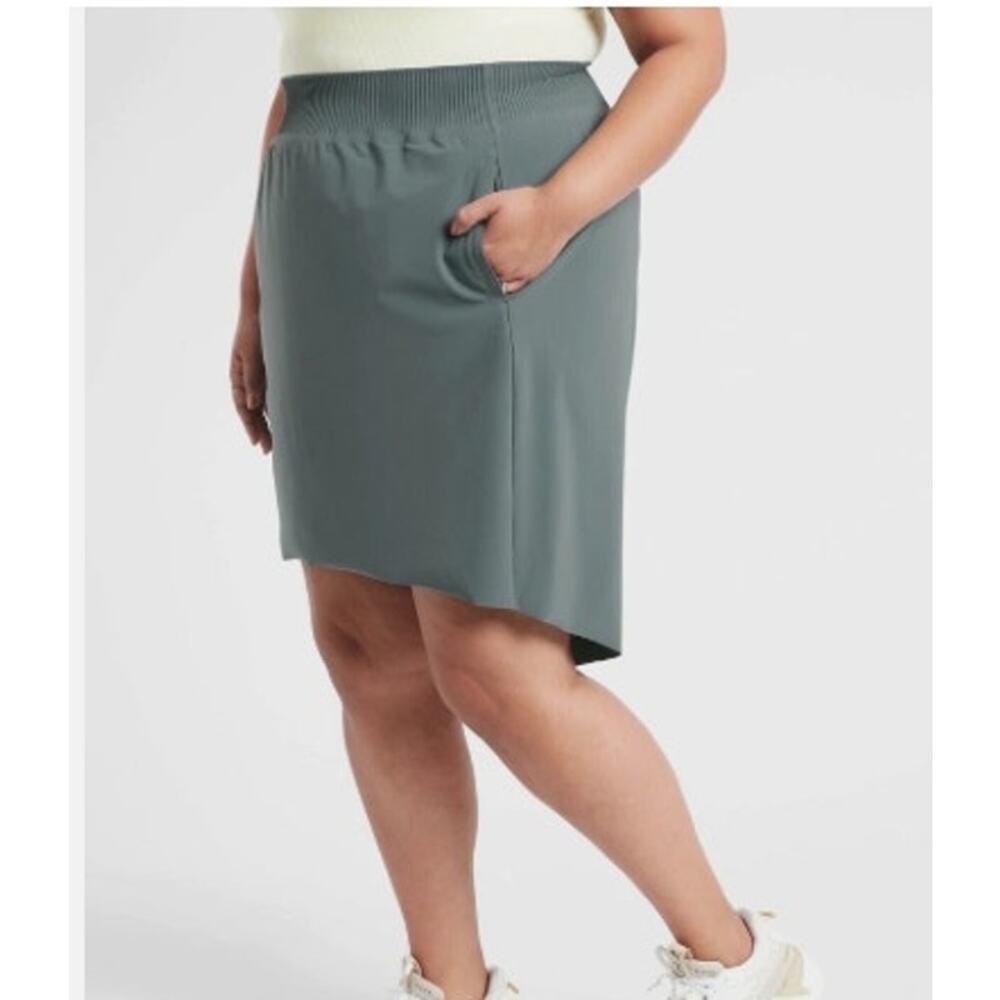 Athleta Women's Cosmic Athletic Gorpcore Hiking Outdoors Skirt Size‎ Medium